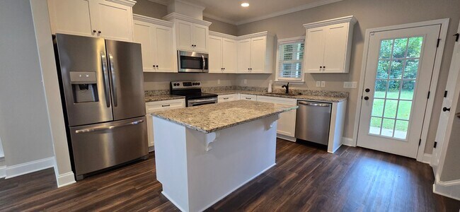 Building Photo - Medical District - Richmond County