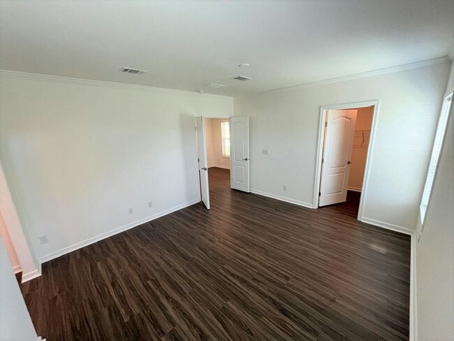 Building Photo - 5392 Bahia Wy