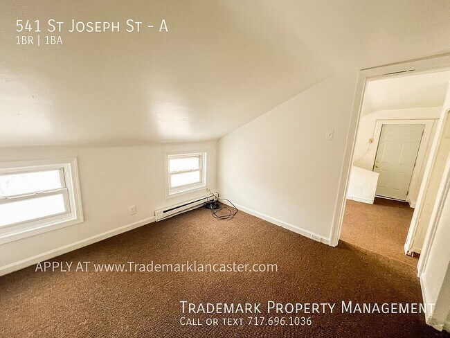 Building Photo - 541 St Joseph St