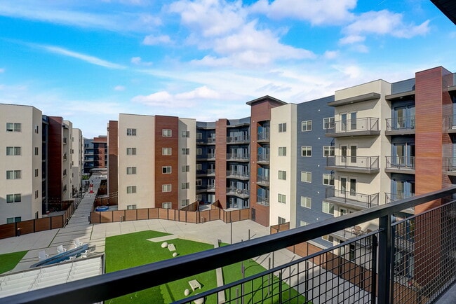 Building Photo - Sage Valley Apartments