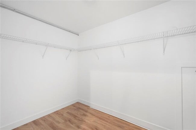 Building Photo - 597 Angell St