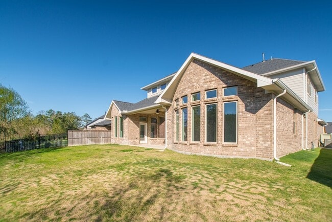Building Photo - 10054 Preserve Wy