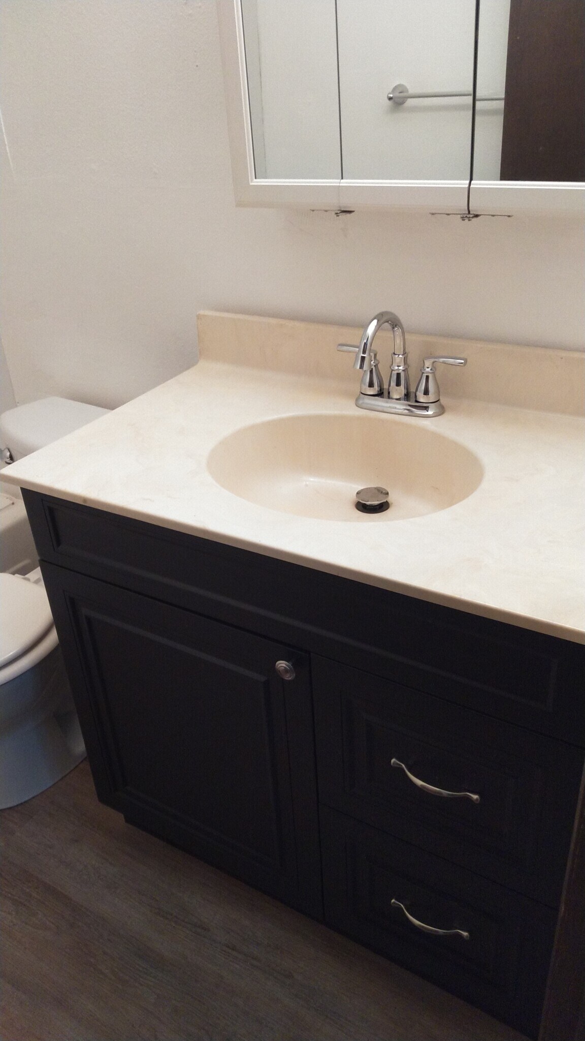 Building Photo - 414 10th Ave S