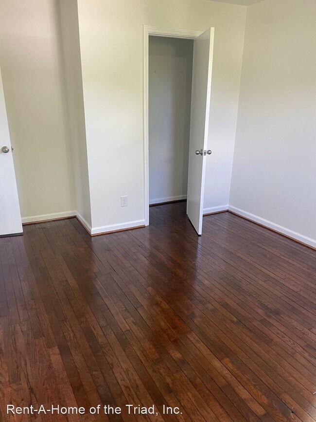 Building Photo - 3 br, 1 bath House - 1405 Bethlehem Lane