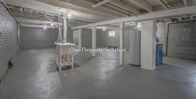 Building Photo - 1135 Harrison Blvd