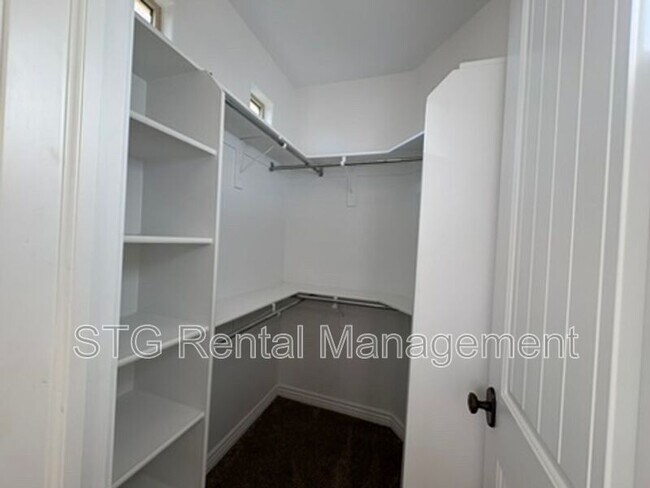 Building Photo - 668 Rio Virgin Dr