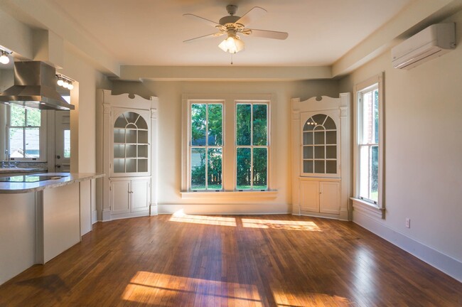 Building Photo - Stunning Historic Renovation in Montford