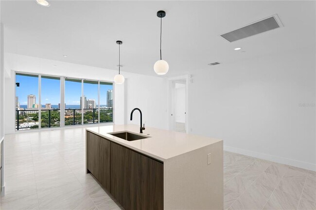 Building Photo - 777 3rd Ave N
