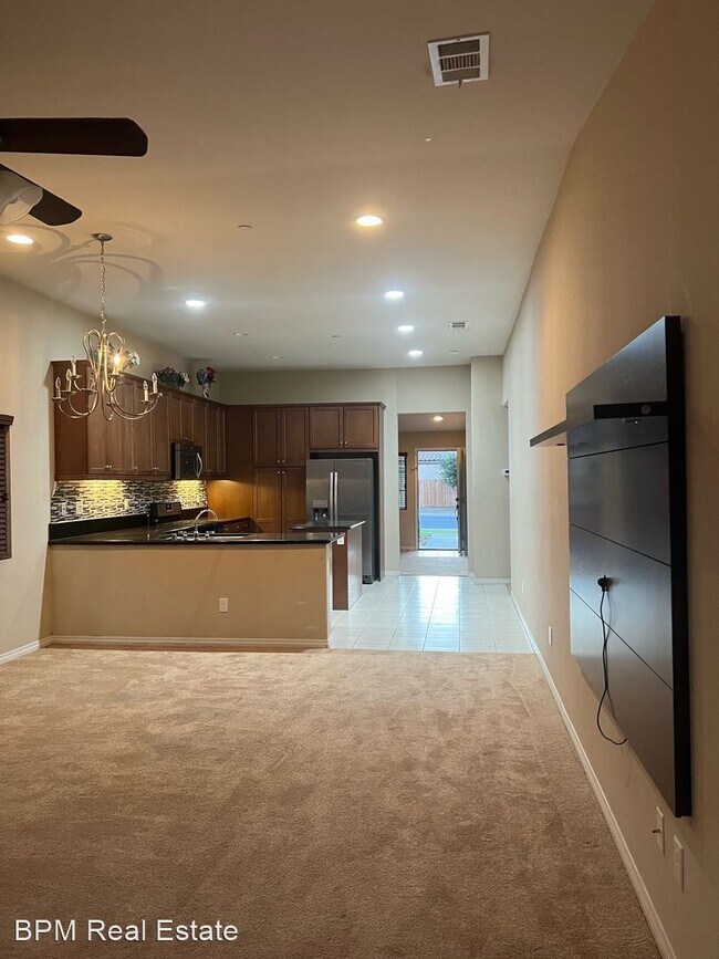 Building Photo - 4 br, 2 bath House - 6904 Trejo Dr
