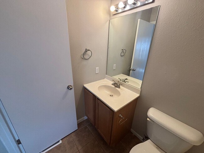 Building Photo - 5309-5311 Currituck Lane