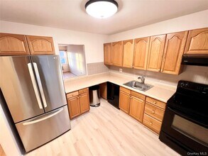 Building Photo - 130 Glenwood Ave