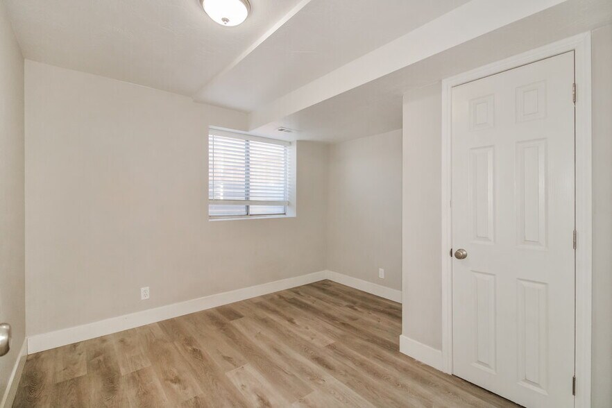 Building Photo - 6125 S 6105 W