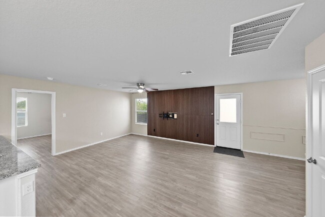 Building Photo - Stylish One Story Living with Modern Upgrades and Resort Style Amenities
