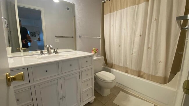 Building Photo - 1027 S Hiawassee Rd