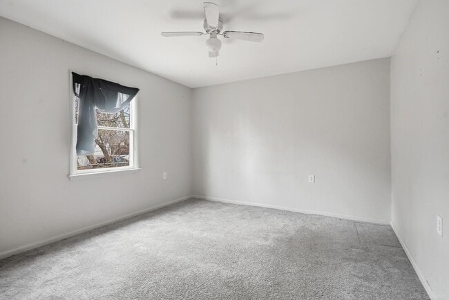 Building Photo - 925 Leland St