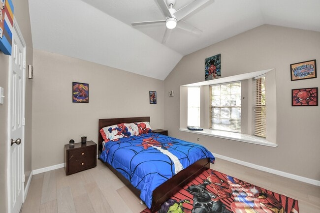 Building Photo - 17618 Fairgrove Park Dr