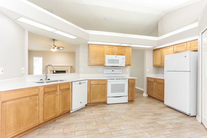 Building Photo - 4408 Jiggermast Ave