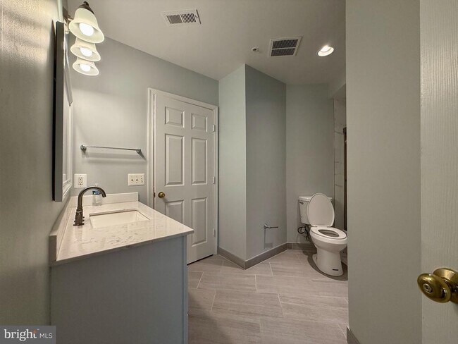 Building Photo - 12481 Hayes Ct