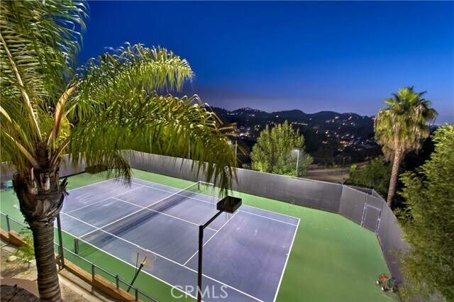 Building Photo - 1658 N Hunters Way