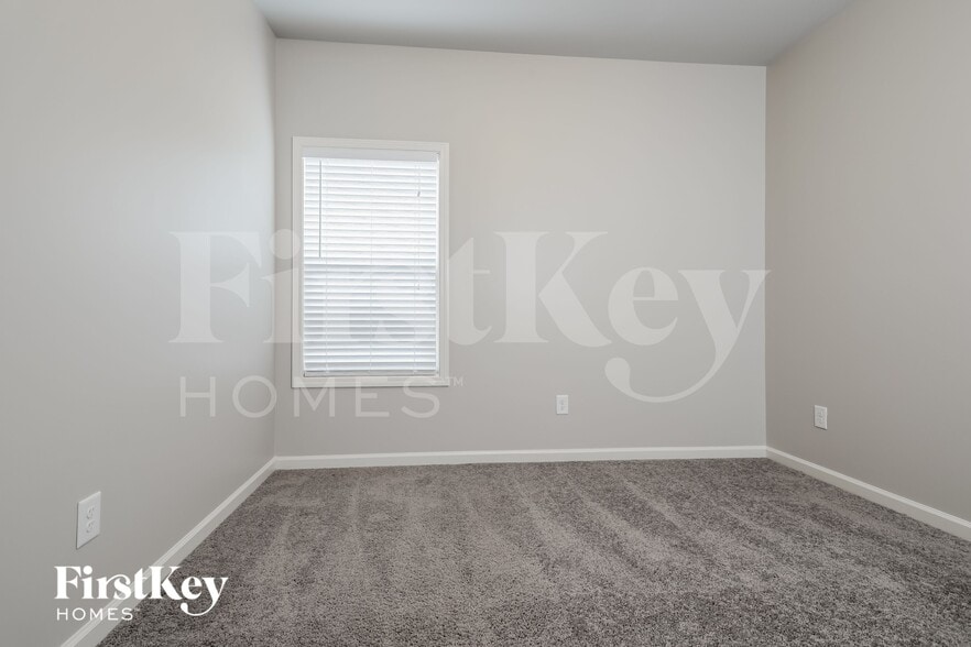 Building Photo - 4648 Brayden Dr