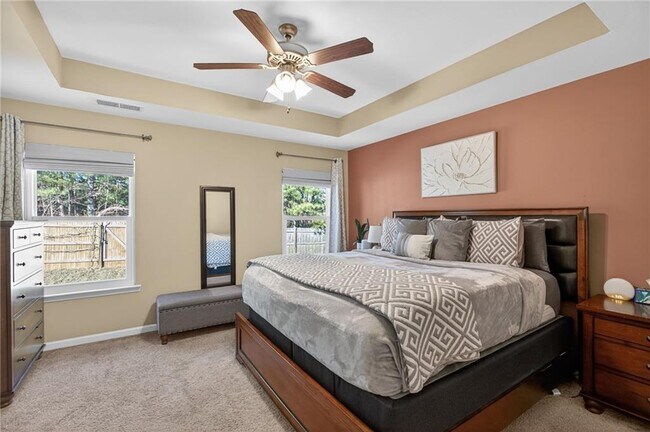 Building Photo - 94 Hill Crest Cir