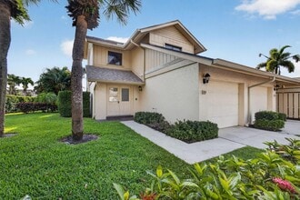 Building Photo - 17137 Waterbend Dr