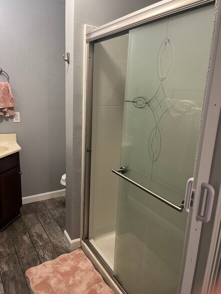 Building Photo - 1018 NW 10th St