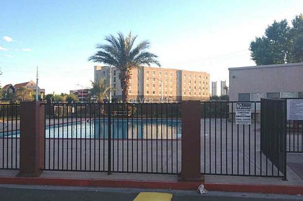 Building Photo - 3911 Torsby Pl