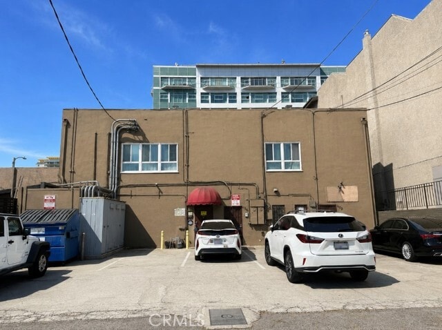 Building Photo - 337 W Washington Blvd