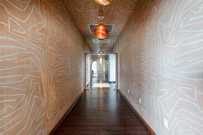Building Photo - 1300 S Miami Ave