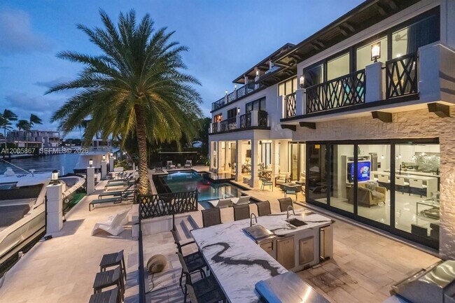 Building Photo - 720 Isle of Palms Dr