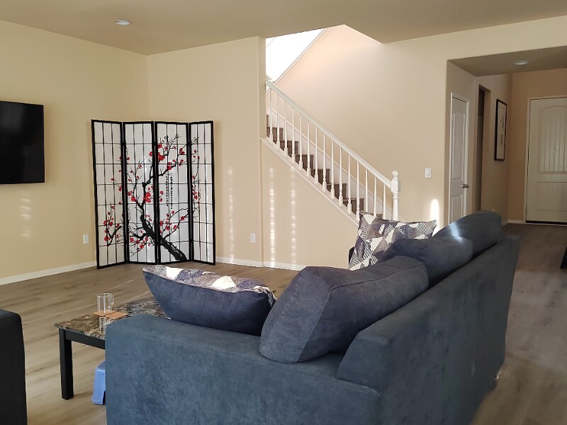 Building Photo - 5867 Berryhill Dr