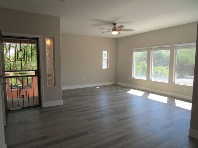 Building Photo - SUMMERLIN - AMBER RIDGE CONDO