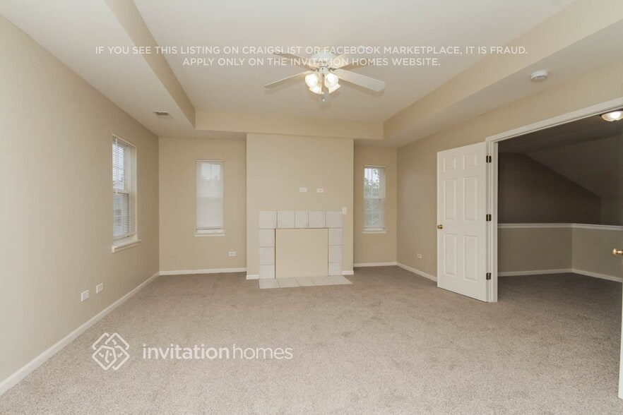 Building Photo - 3862 Pathfinder Ln