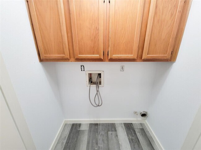 Building Photo - 13838 Walnut Hollow Ln