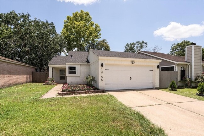 Building Photo - 13155 Pebblewalk Cir S
