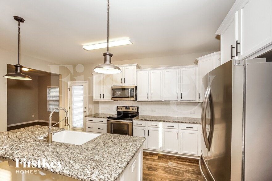 Building Photo - 161 Fesperman Cir