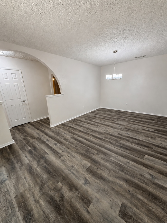 Building Photo - 5309 Holly Trail