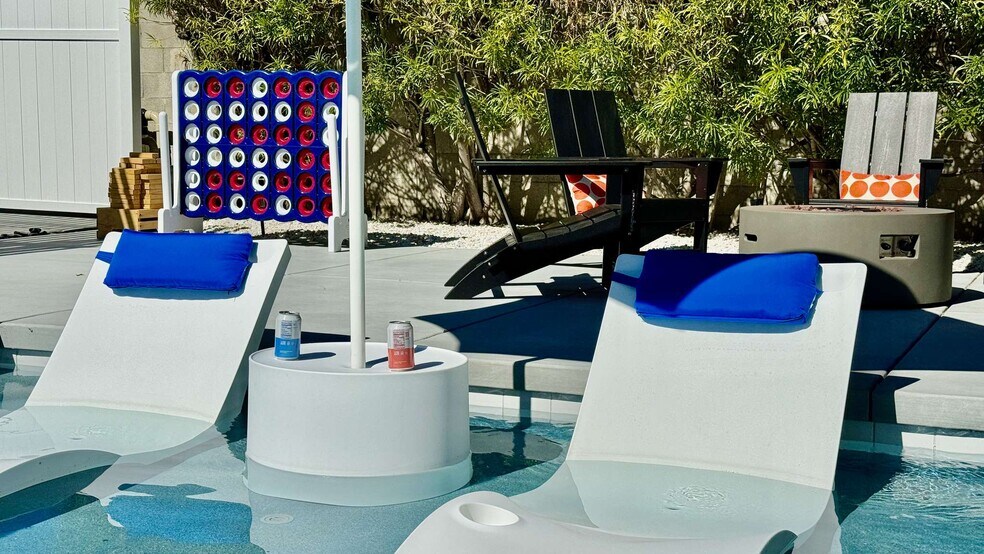 Building Photo - 2004 Nicola Rd E