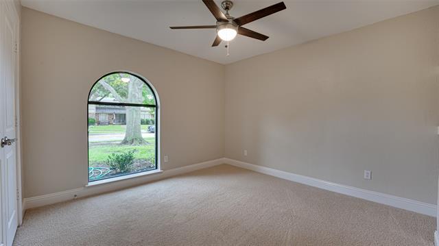 Building Photo - 3113 Dover Dr