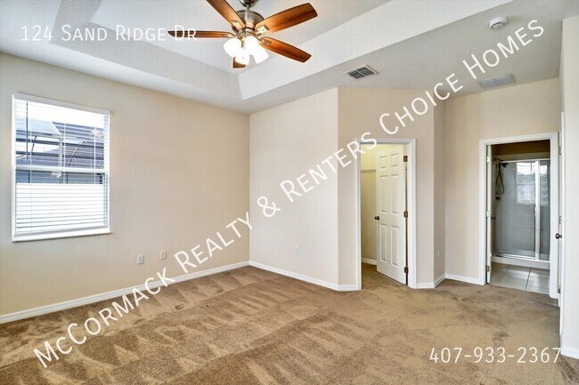 Building Photo - 124 Sand Ridge Dr