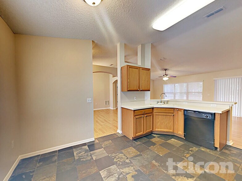 Building Photo - 3140 Byington Terrace