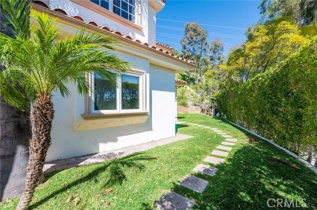 Building Photo - 3331 Oakmont View Dr