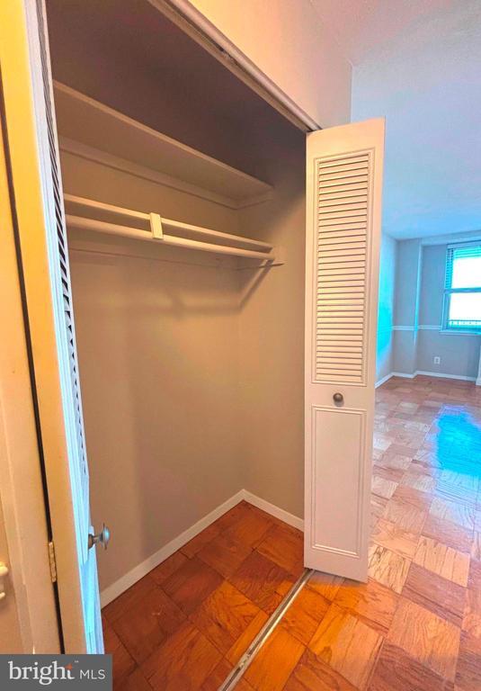 Building Photo - 2030 N Adams St