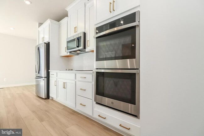 Building Photo - 2176 Glacier Rd