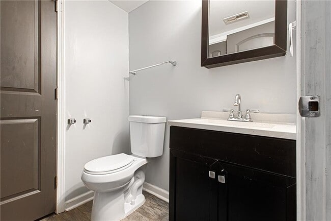 Building Photo - 389 Riverbrook Trail