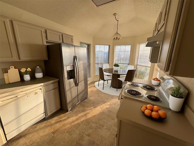 Building Photo - 8504 Willow Creek Ct