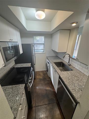 Primary Photo - 806 W Sycamore St