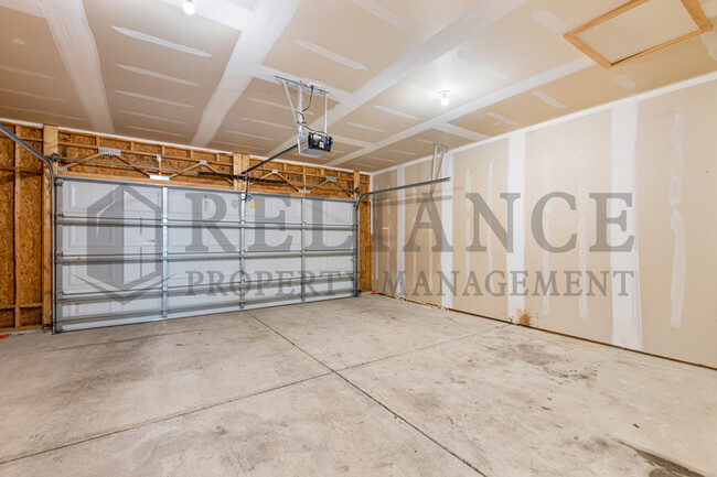 Building Photo - 1615 E Horstmann Ct