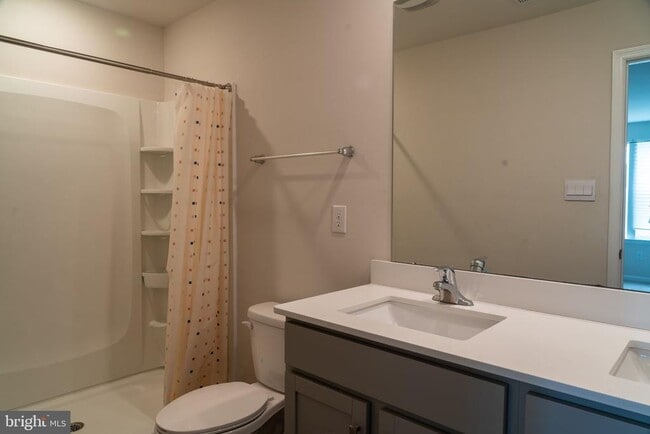 Building Photo - 57 Arlotta St